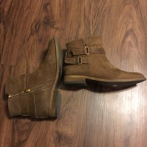 brown ankle boots Franco Sarto